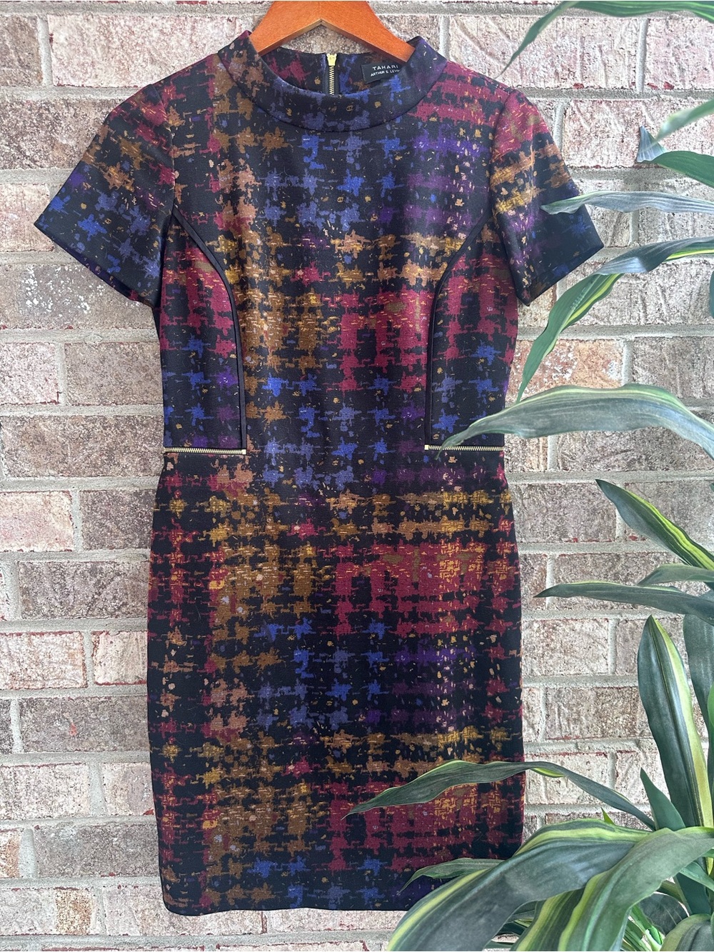 Tahari ASL Multicolor Houndstooth plaid Sheath mock neck Short Sleeve dress sz 4